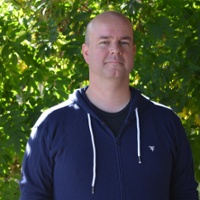 Scott Campbell照片