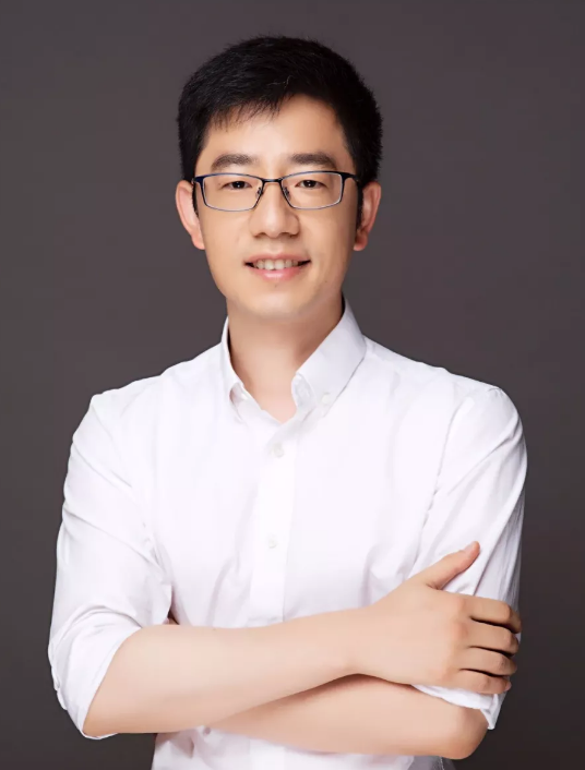 沈巍照片